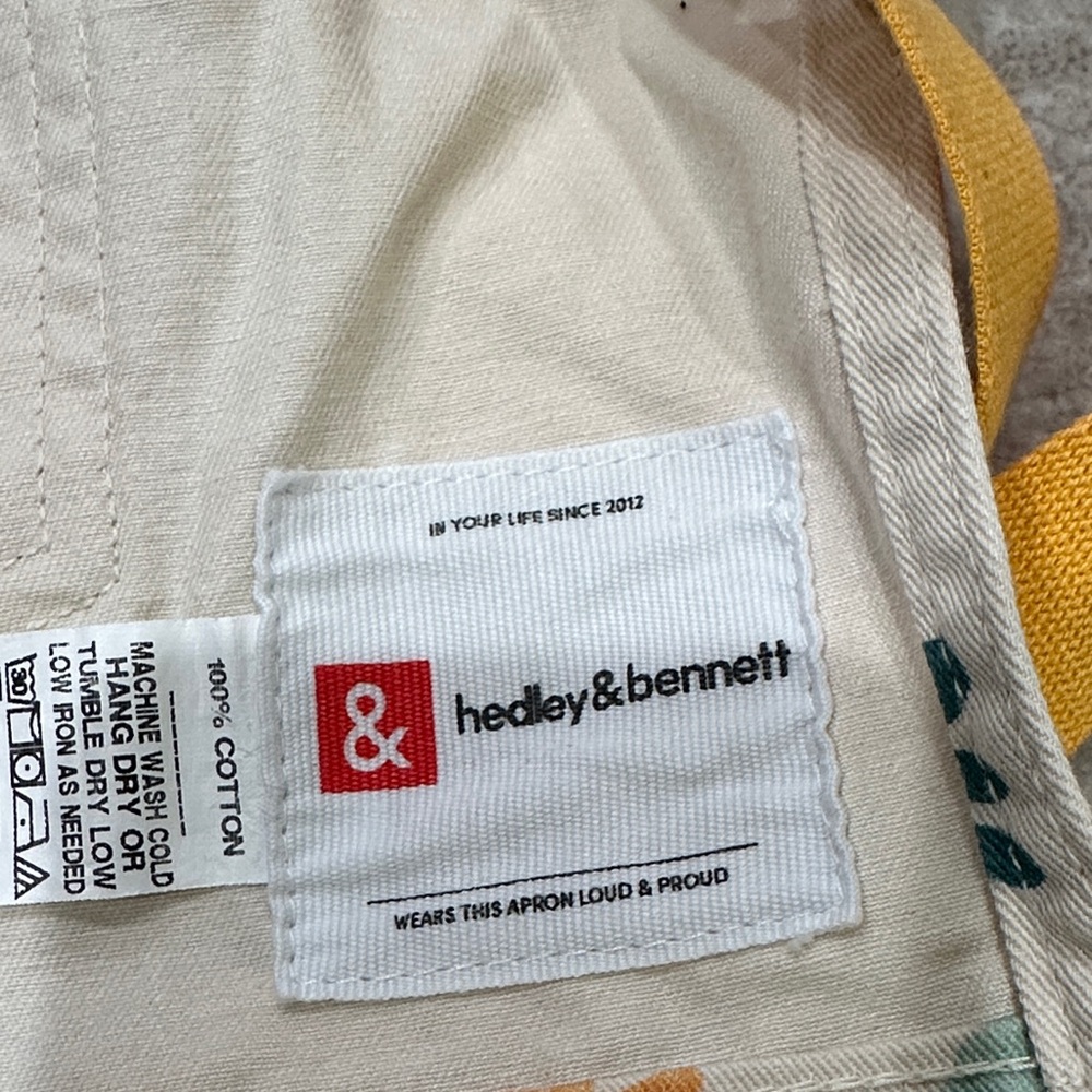 Hedley & Bennett Kids Apron - Picture 3 of 5
